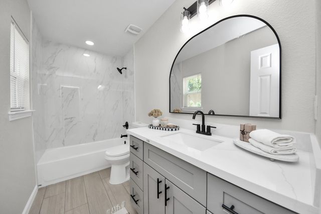 5111 Willow Glen Drive, Houston, TX 77033