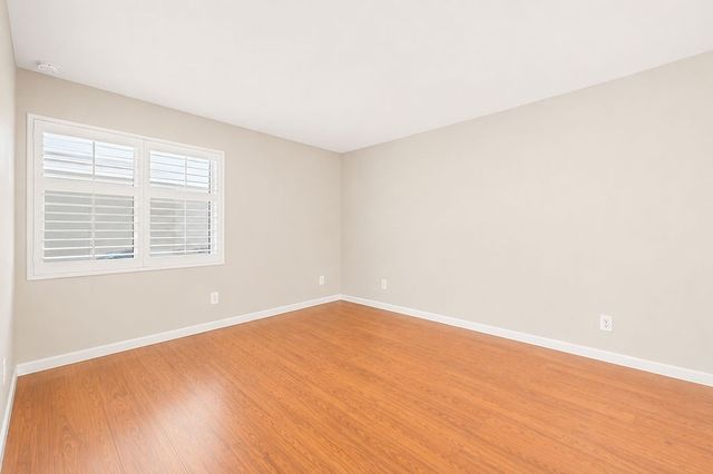 8877 Tulare Drive 313D, Huntington Beach, CA 92646