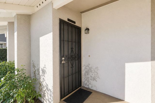 8877 Tulare Drive 313D, Huntington Beach, CA 92646