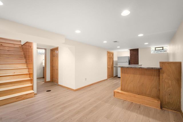 5444 N Dexter AVENUE, Glendale, WI 53209