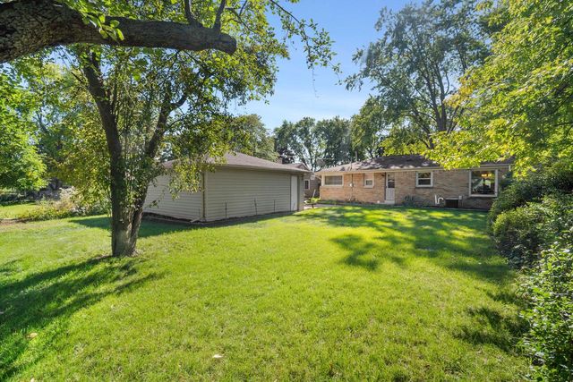 5444 N Dexter AVENUE, Glendale, WI 53209