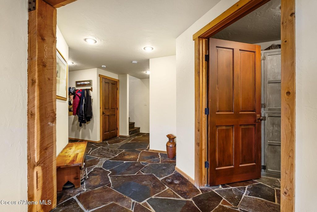 867 Midas Drive, Sagle, ID 83860 photo 40