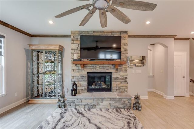 464 Michigan Circle, Hoschton, GA 30548