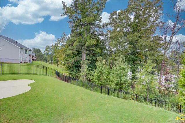 464 Michigan Circle, Hoschton, GA 30548
