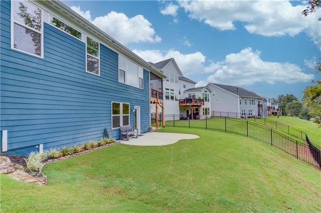 464 Michigan Circle, Hoschton, GA 30548