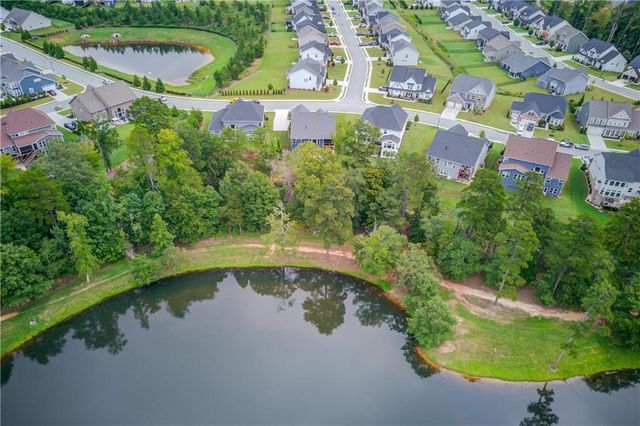 464 Michigan Circle, Hoschton, GA 30548