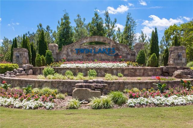 464 Michigan Circle, Hoschton, GA 30548