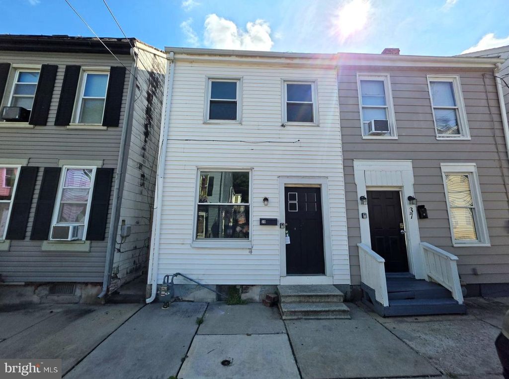 39 N HARTLEY ST, York, PA 17401