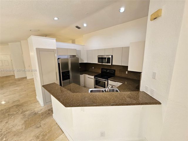 4279 Greenbriar Ln 1, Weston, FL 33331