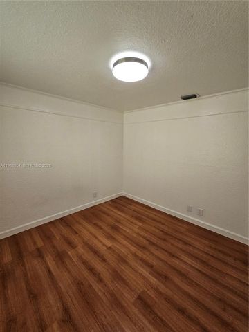 4279 Greenbriar Ln 1, Weston, FL 33331