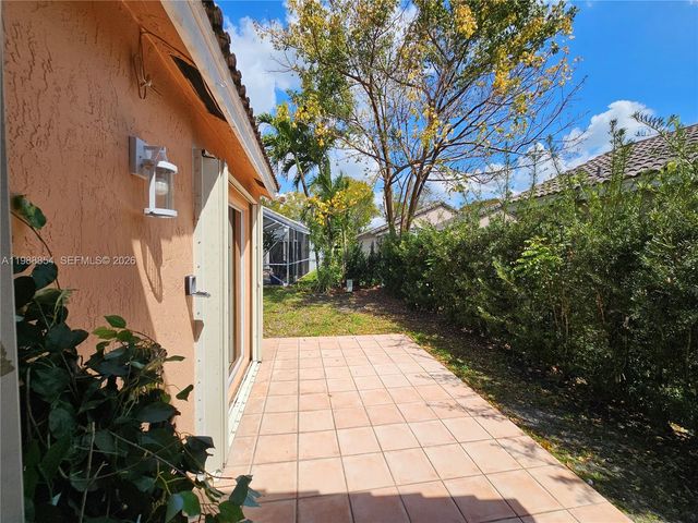 4279 Greenbriar Ln 1, Weston, FL 33331