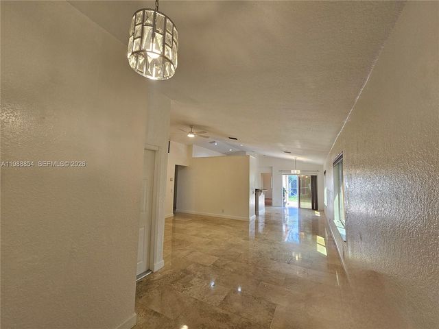 4279 Greenbriar Ln 1, Weston, FL 33331