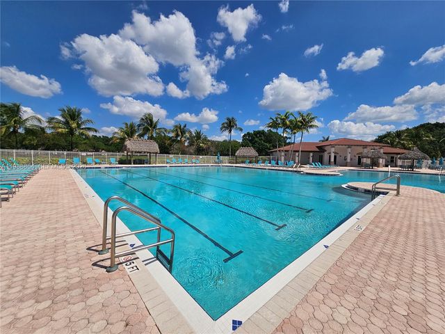 4279 Greenbriar Ln 1, Weston, FL 33331