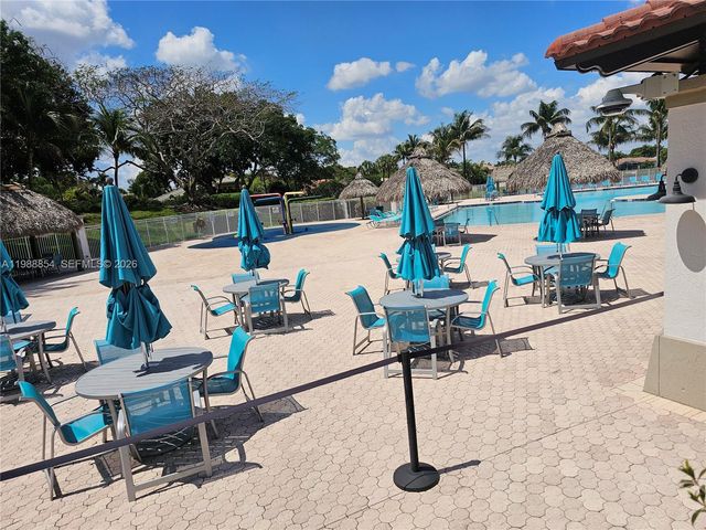 4279 Greenbriar Ln 1, Weston, FL 33331