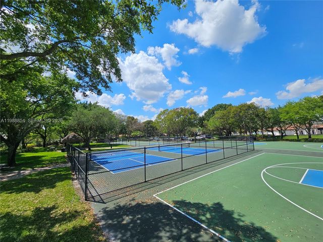 4279 Greenbriar Ln 1, Weston, FL 33331