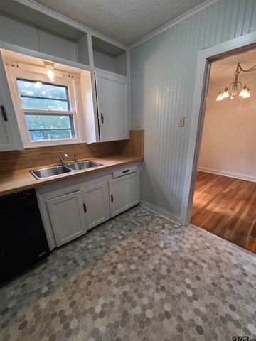 2930 Donnybrook, Tyler, TX 75701