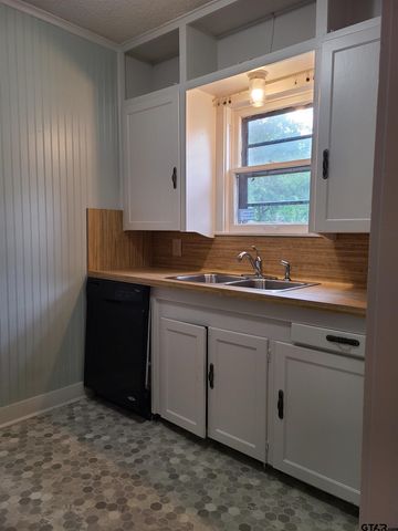 2930 Donnybrook, Tyler, TX 75701