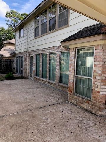5622 Green Springs Drive, Houston, TX 77066
