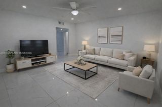 629 SW 10th St 4, Miami, FL 33130