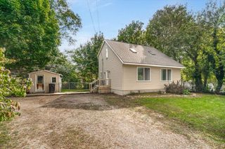 118 Mariette Street, Plainwell, MI 49080