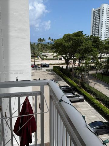 1849 S Ocean Dr 508, Hallandale Beach, FL 33009