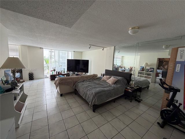 1849 S Ocean Dr 508, Hallandale Beach, FL 33009