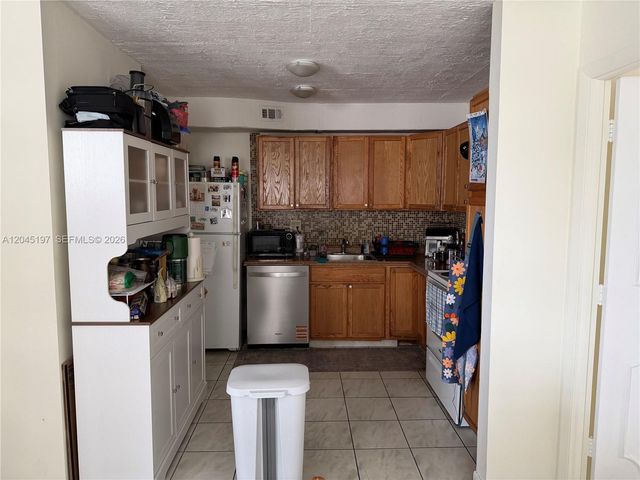 1849 S Ocean Dr 508, Hallandale Beach, FL 33009