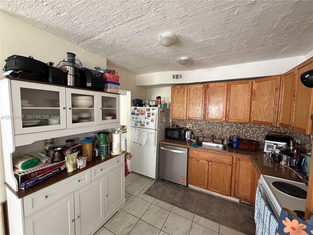 1849 S Ocean Dr 508, Hallandale Beach, FL 33009