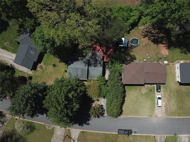 1096 Deleon Court, Clarkston, GA 30021