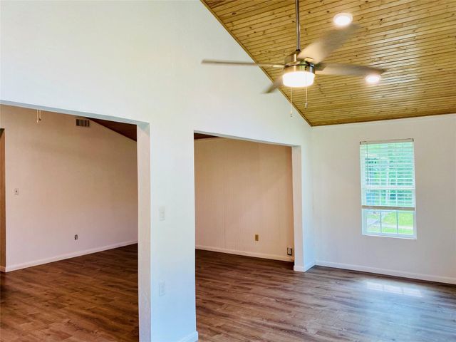 28624 Rantoul Court, Huntsville, TX 77320