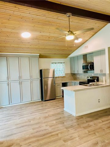 28624 Rantoul Court, Huntsville, TX 77320