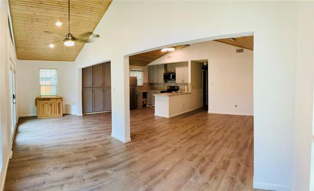 28624 Rantoul Court, Huntsville, TX 77320