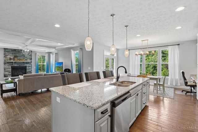 1412 Norway Knoll Court, Miami Twp, OH 45150
