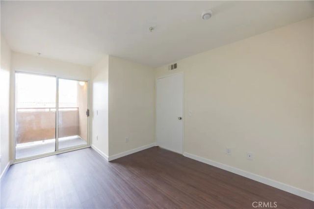 321 S Occidental Boulevard 106, Los Angeles, CA 90057