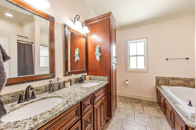 187 Linest Drive, Houma, LA 70364