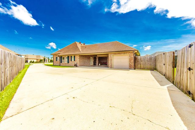 187 Linest Drive, Houma, LA 70364