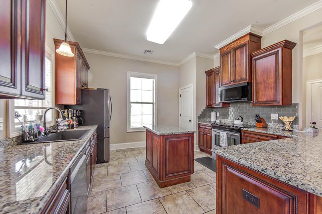 187 Linest Drive, Houma, LA 70364