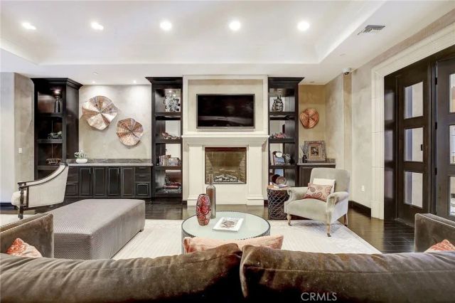 155 Cordova Street 101, Pasadena, CA 91105