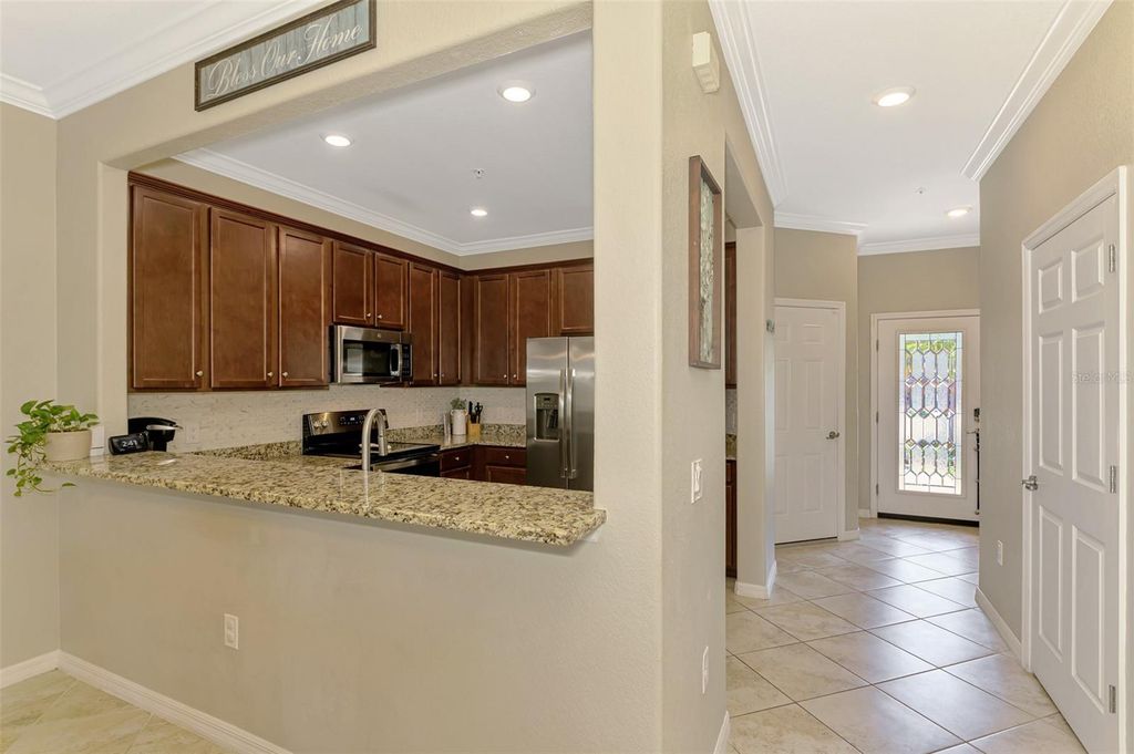 Image 12 of property listing at 20390 LAGENTE CIRCLE, Venice, FL 34293