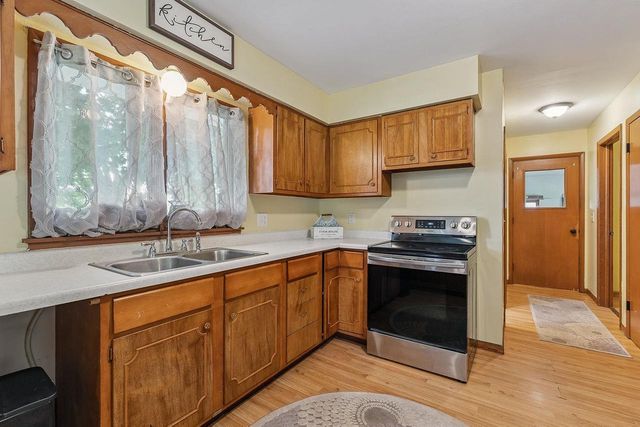 4154 9th Avenue, Wisconsin Dells, WI 53965