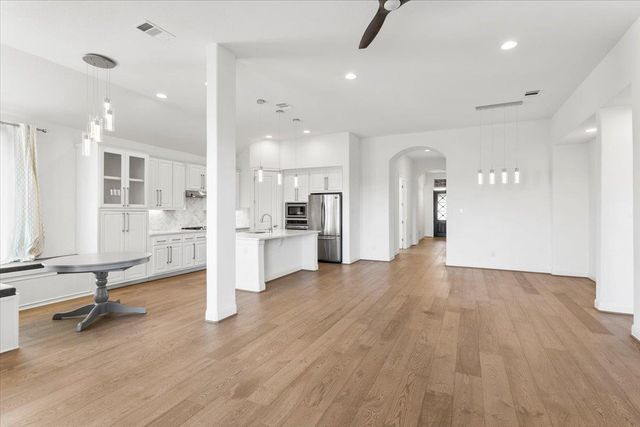 2613 Milan Meadows DR, Leander, TX 78641