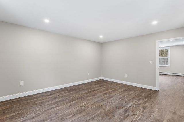 96 Bart Clough Road, Weare, NH 03281