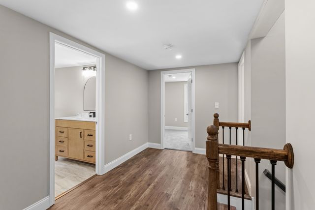 96 Bart Clough Road, Weare, NH 03281