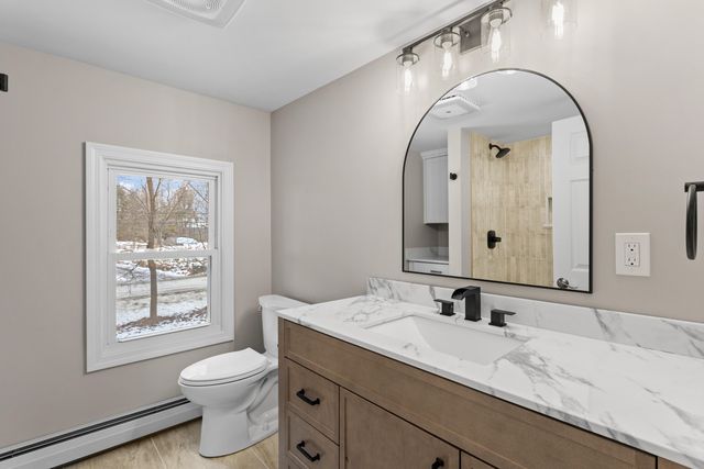 96 Bart Clough Road, Weare, NH 03281