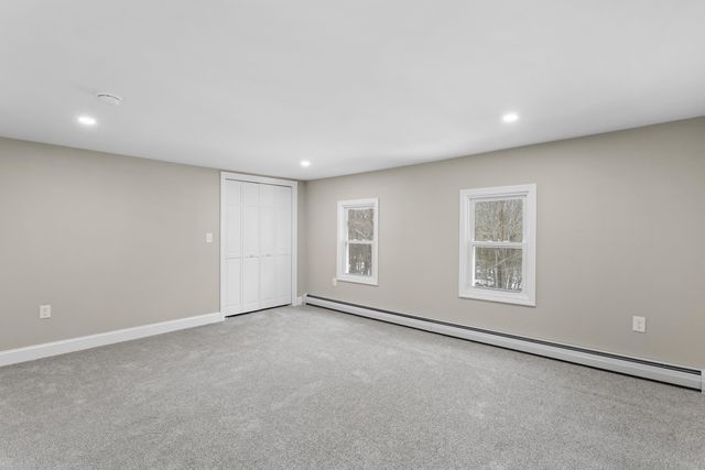 96 Bart Clough Road, Weare, NH 03281