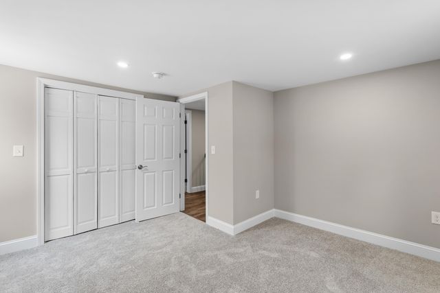 96 Bart Clough Road, Weare, NH 03281