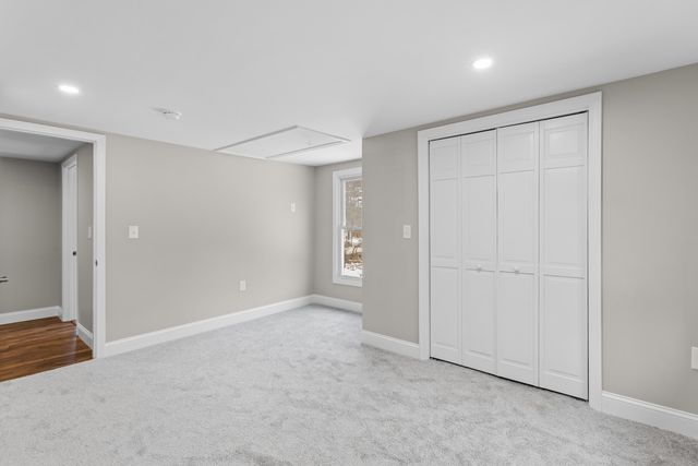 96 Bart Clough Road, Weare, NH 03281