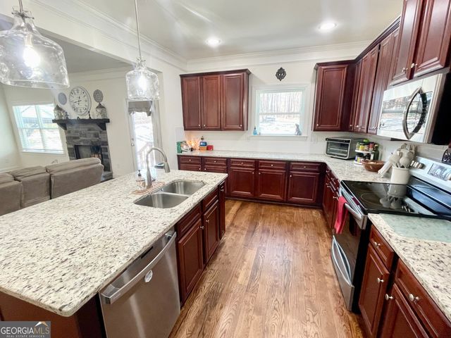 143 Spring Lake Trail, White, GA 30184