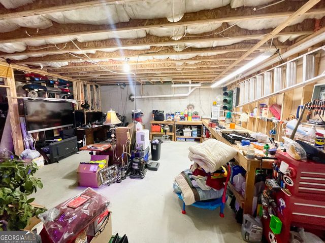 143 Spring Lake Trail, White, GA 30184