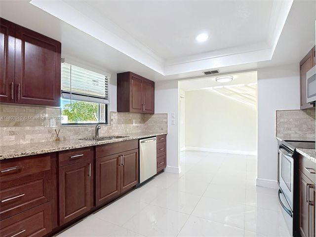 115 Jackson Ave, Lehigh Acres, FL 33936